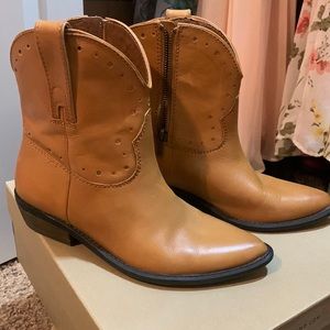 Women’s Lucky Brand mustard booties